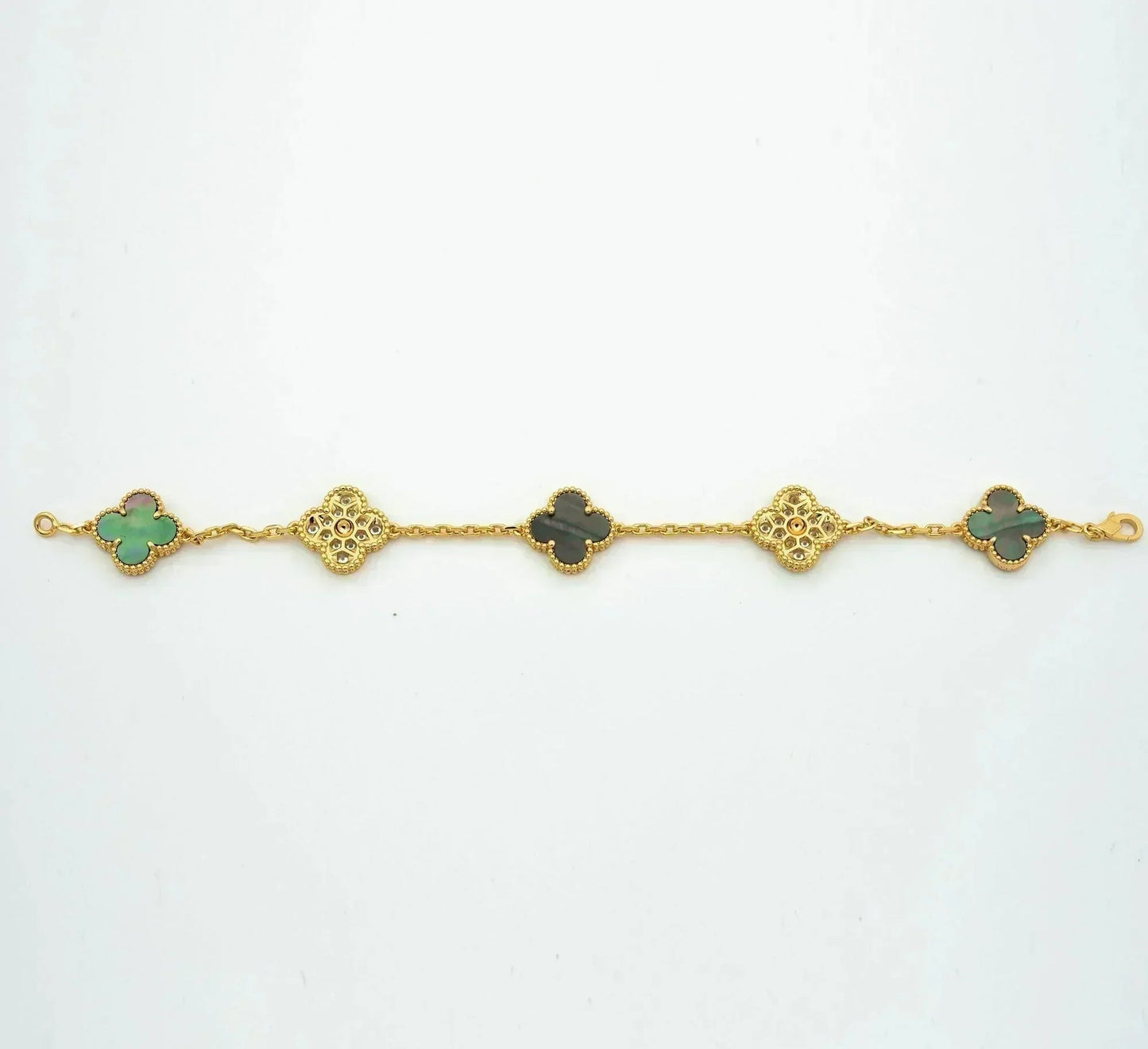[Saipan]LUCKY CLOVER 5-MOTIF BRACELET - GREY MOTHER-OF-PEARL COLLECTION