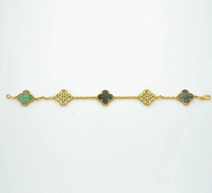 [Saipan]LUCKY CLOVER 5-MOTIF BRACELET - GREY MOTHER-OF-PEARL COLLECTION