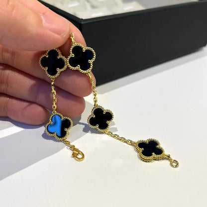 [Saipan]LUCKY CLOVER 5-MOTIF BRACELET - BLACK OXNY COLLECTION