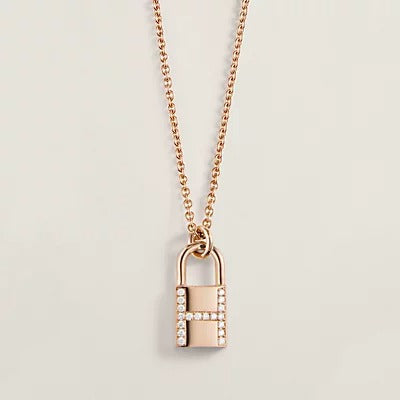 [Saipan]HM ADVANCED NICHE LOCK HEAD NECKLACE DIAMONDS