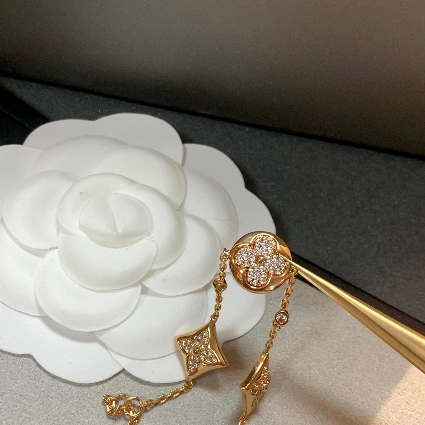 [Saipan]STAR AND SUN 4 MOTIFS GOLD DIAMONDS BRACELET