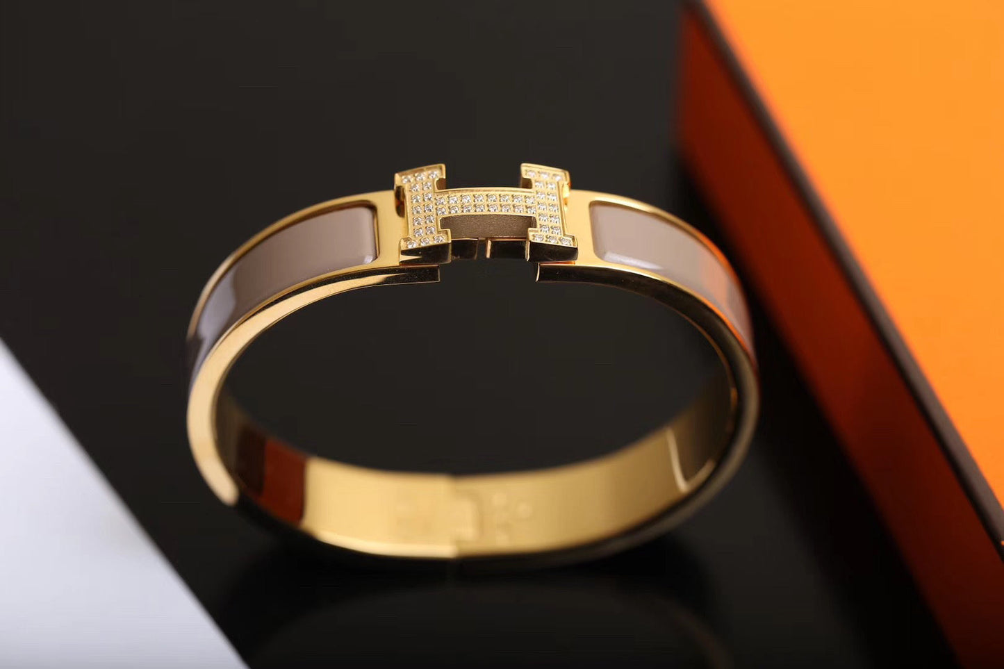 [Saipan]H BRACELET GOLD DIAMOND