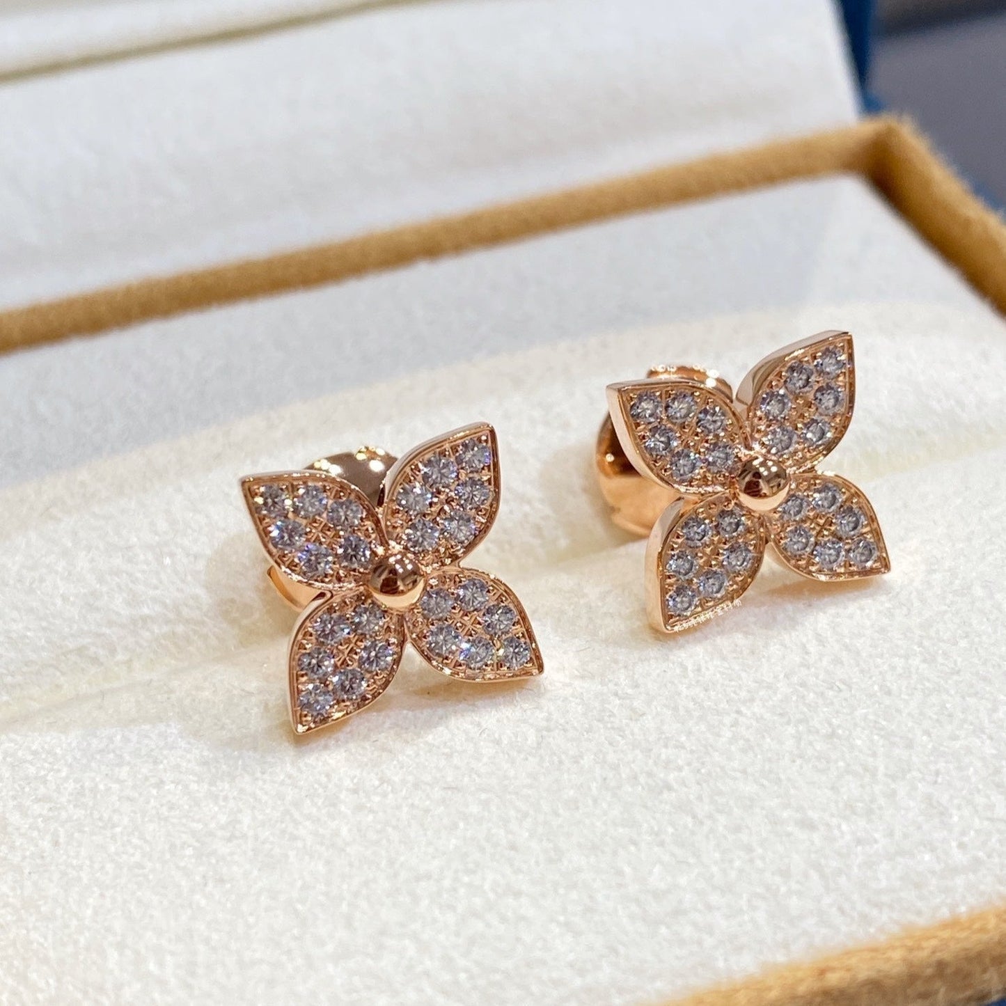 [Saipan]STAR DIAMOND EARRINGS