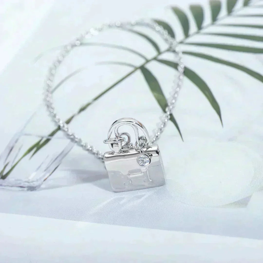 [Saipan]AMULETTE PEDANT SILVER NECKLACE