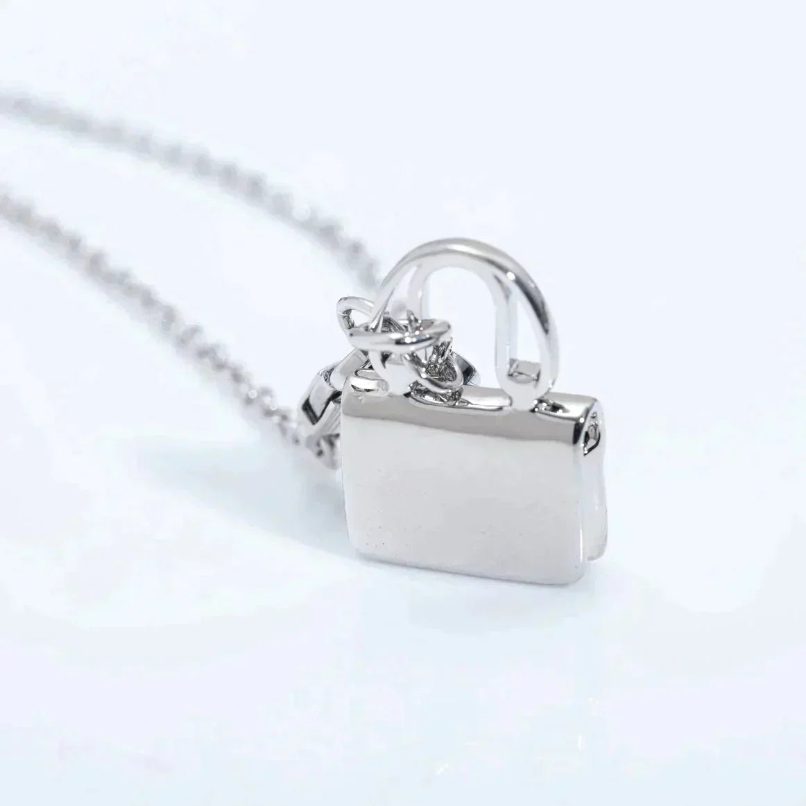 [Saipan]AMULETTE PEDANT SILVER NECKLACE
