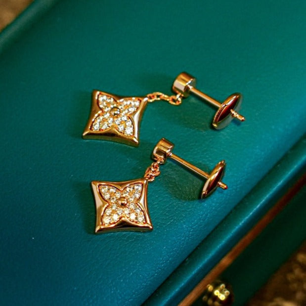 [Saipan]STAR DIAMONDS EARRINGS GOLD