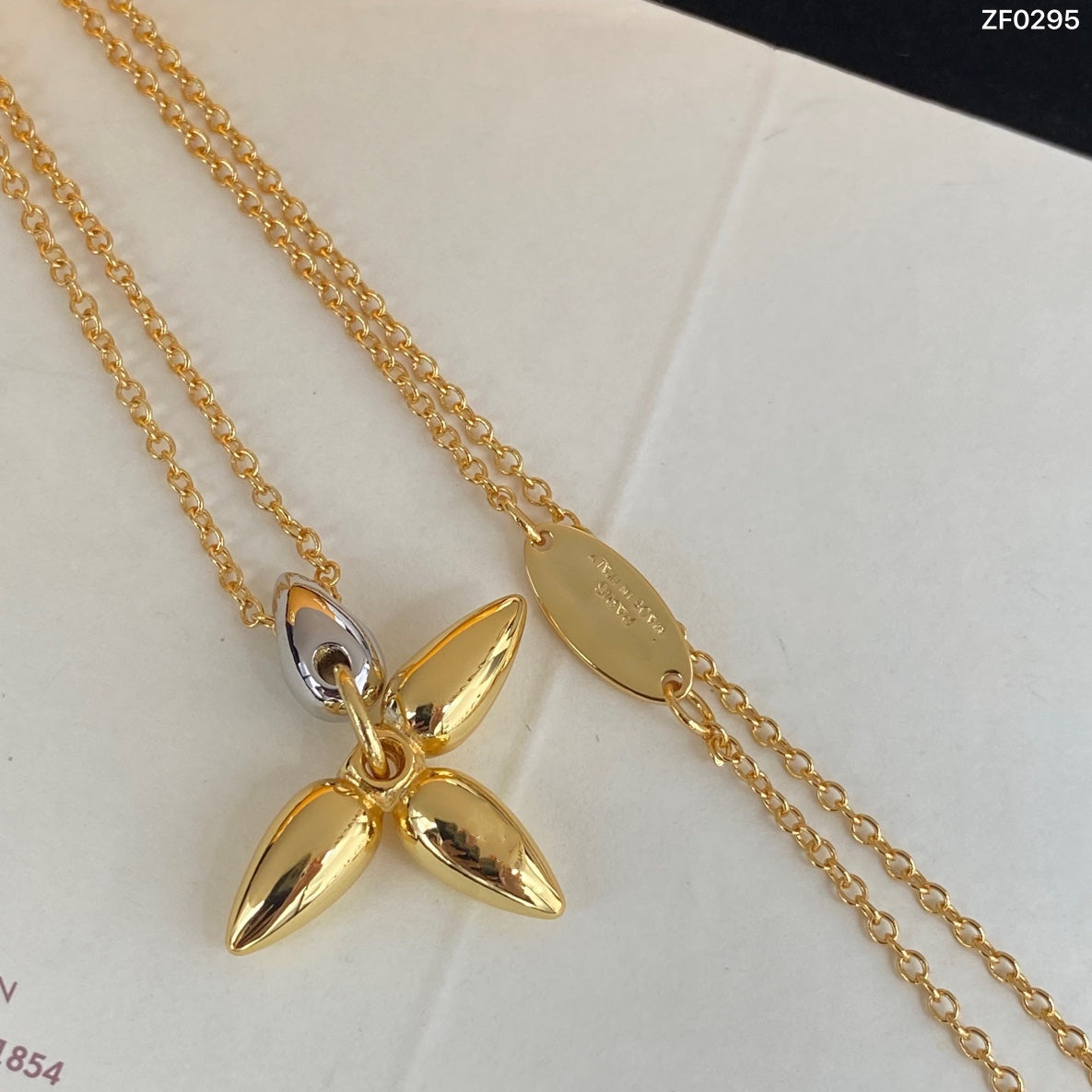 [Saipan]LOUISETTE PEDANT GOLD NECKLACE