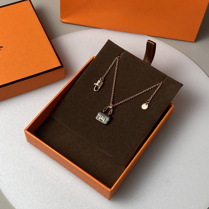 [Saipan]CONSTANCE BLACK PEDANT ROSE GOLD NECKLACE