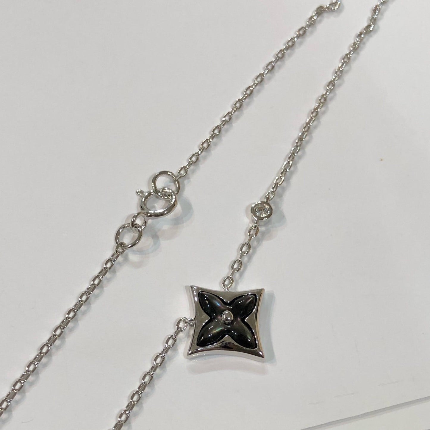 [Saipan]STAR BLACK MOP NECKLACE