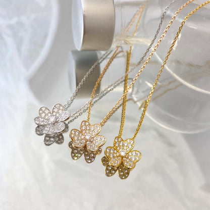 [Saipan]PAVÉ DIAMOND FLOWER CHARM NECKLACE