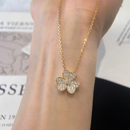 [Saipan]PAVÉ DIAMOND FLOWER CHARM NECKLACE