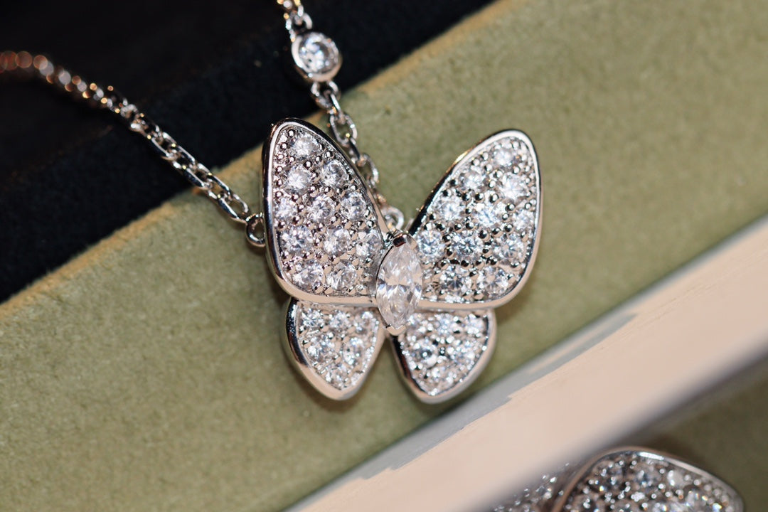 [Saipan]BUTTERFLY DIAMOND CHARM NECKLACE