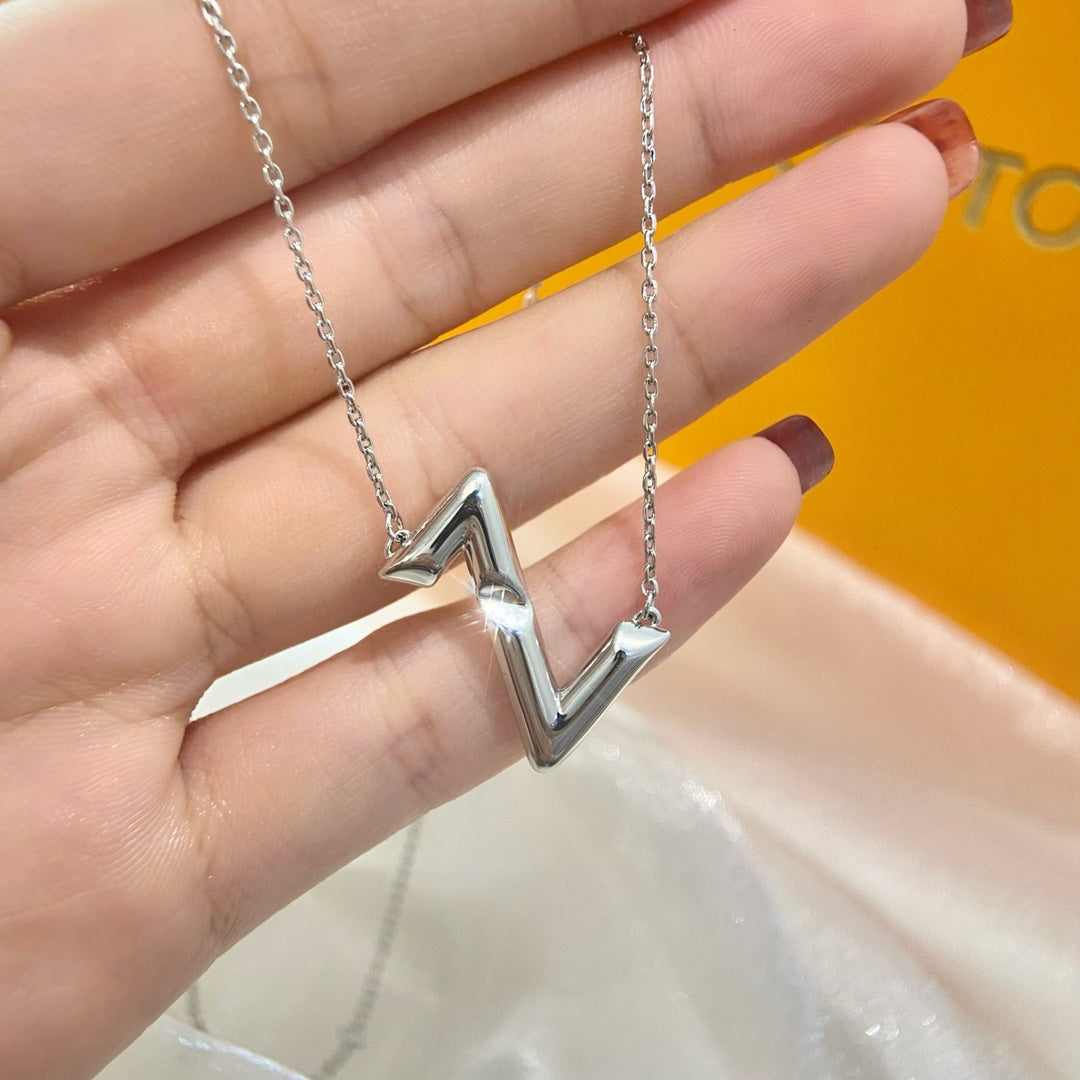 [Saipan]VOLTE UPSIDE DOWN NECKLACE