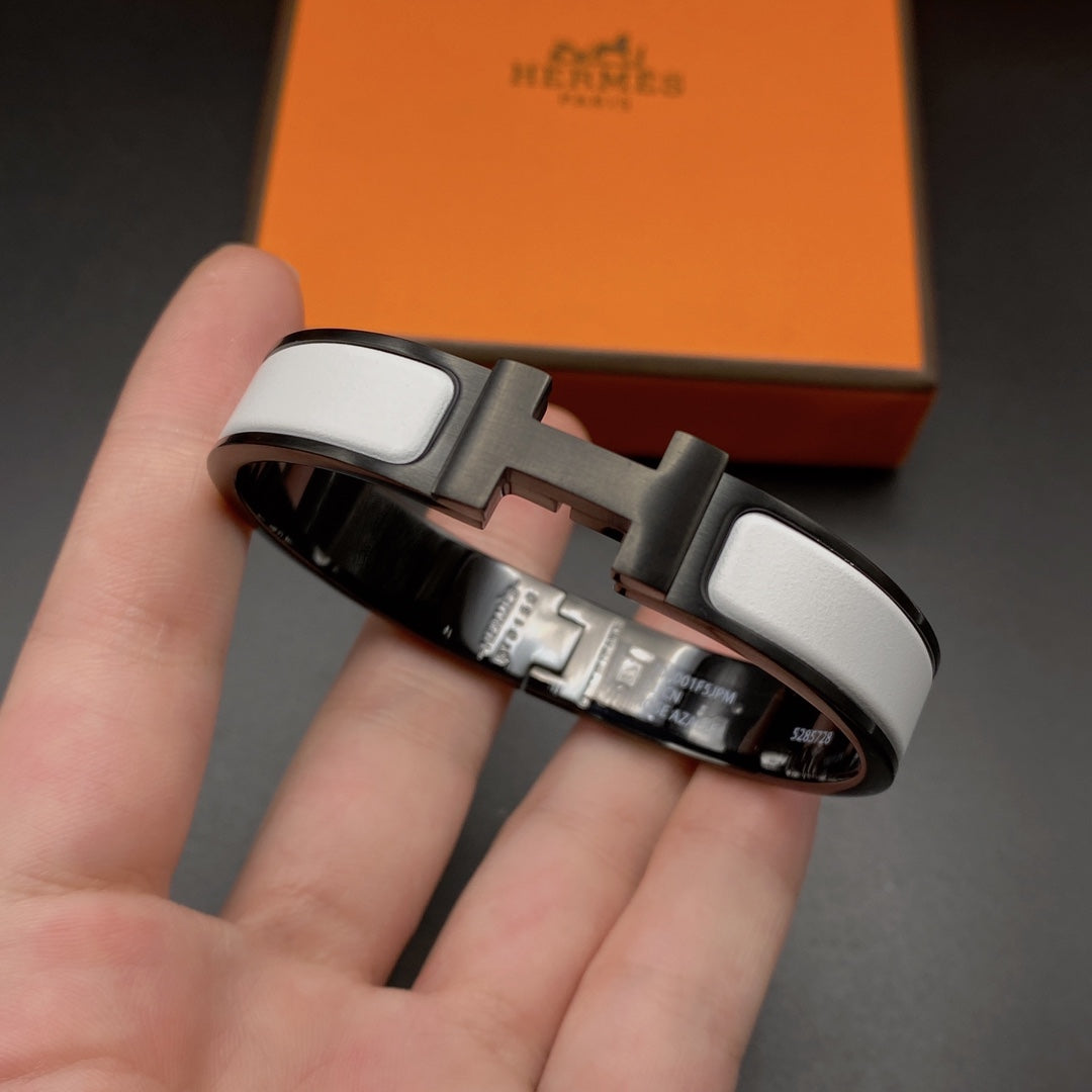 [Saipan]H BRACELET 12MM BLACK WHITE CERAMIC