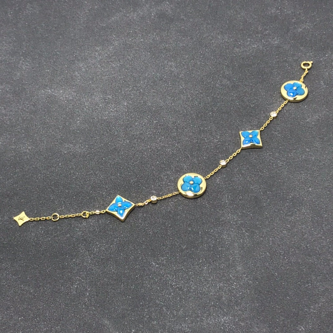 [Saipan]STAR AND SUN TURQUOISE 4 MOTIFS 3 DIAMONDS