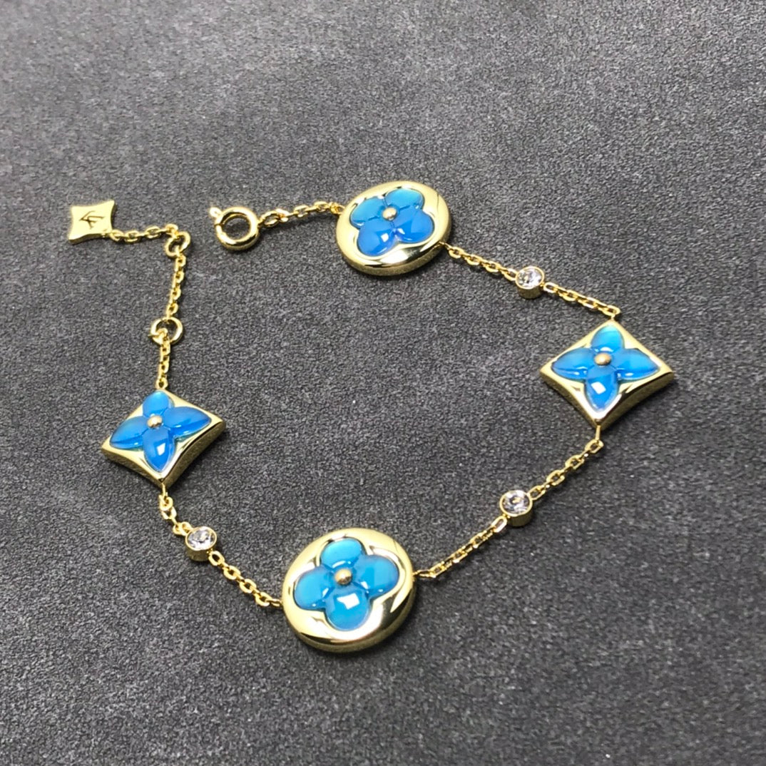 [Saipan]STAR AND SUN TURQUOISE 4 MOTIFS 3 DIAMONDS