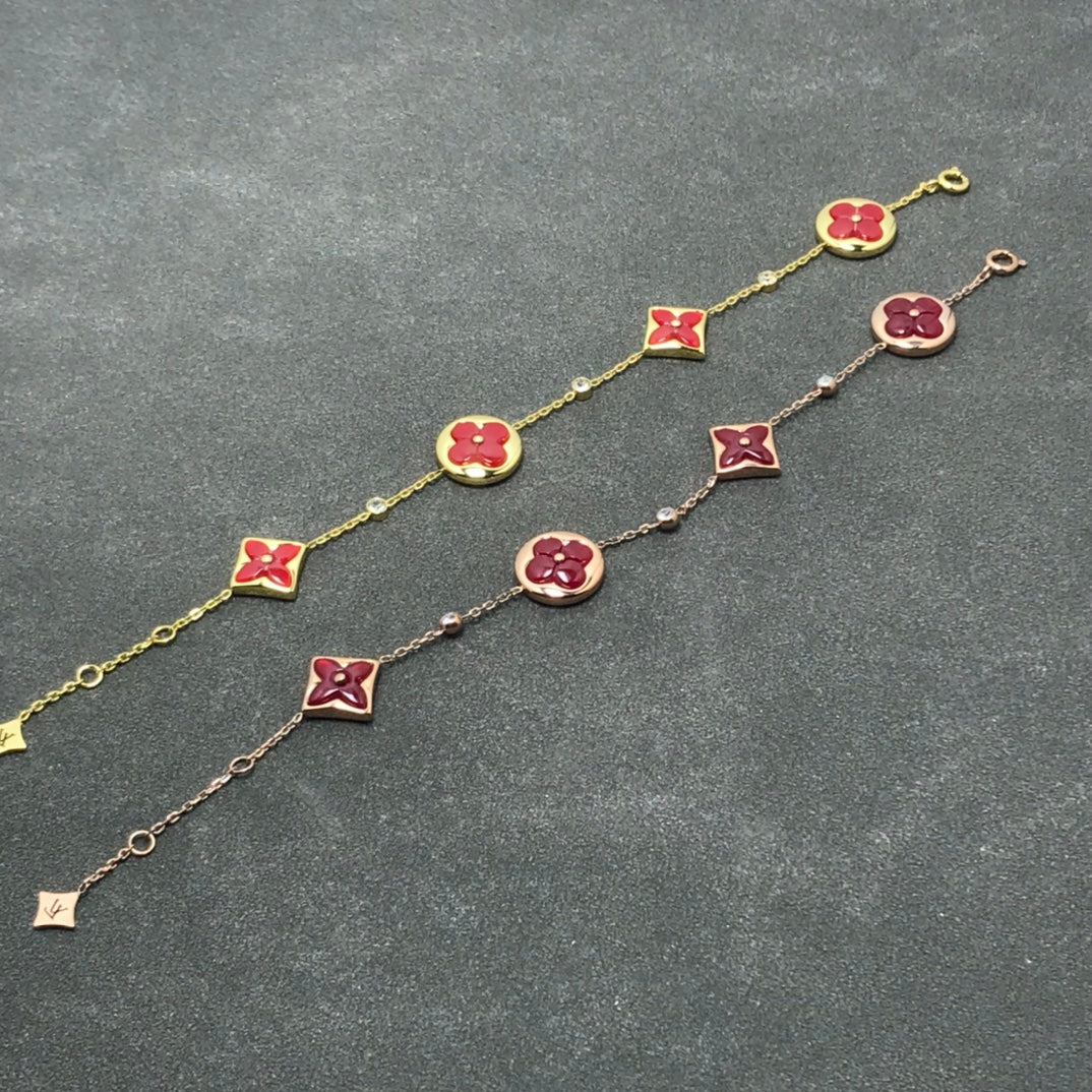 [Saipan]STAR AND SUN CARNELIAN 4 MOTIFS 3 DIAMONDS
