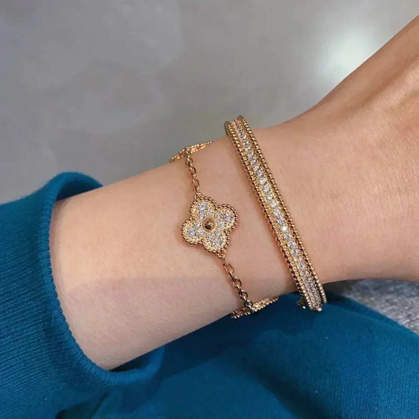 [Saipan]LUCKY CLOVER 5-MOTIF BRACELET - FULL-DIAMOND