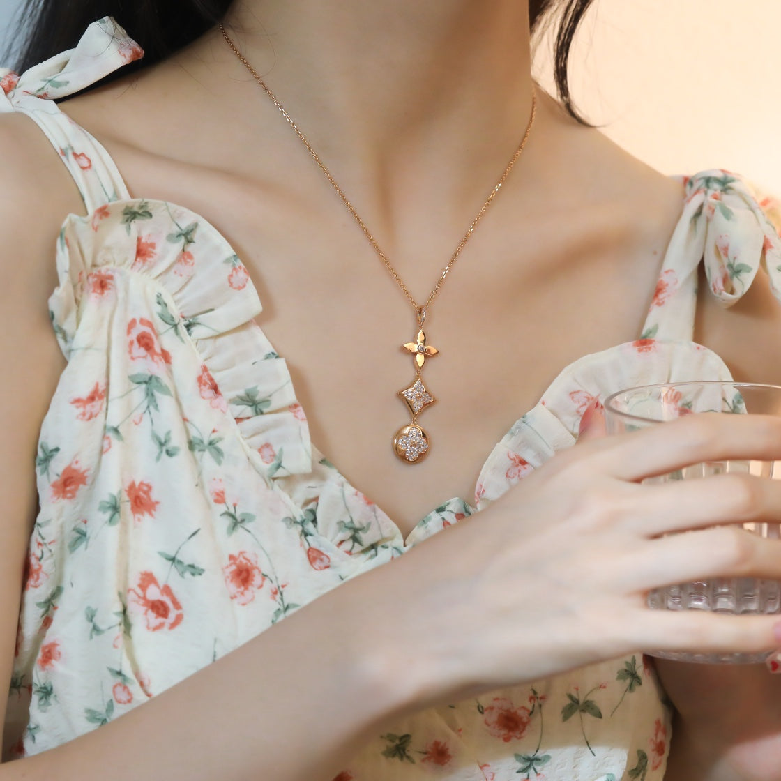 [Saipan]STAR AND SUN DIAMOND ROSE GOLD NECKLACE