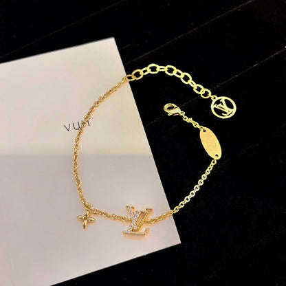 [Saipan]LOGO STAR MOTIF GOLD BRACELET