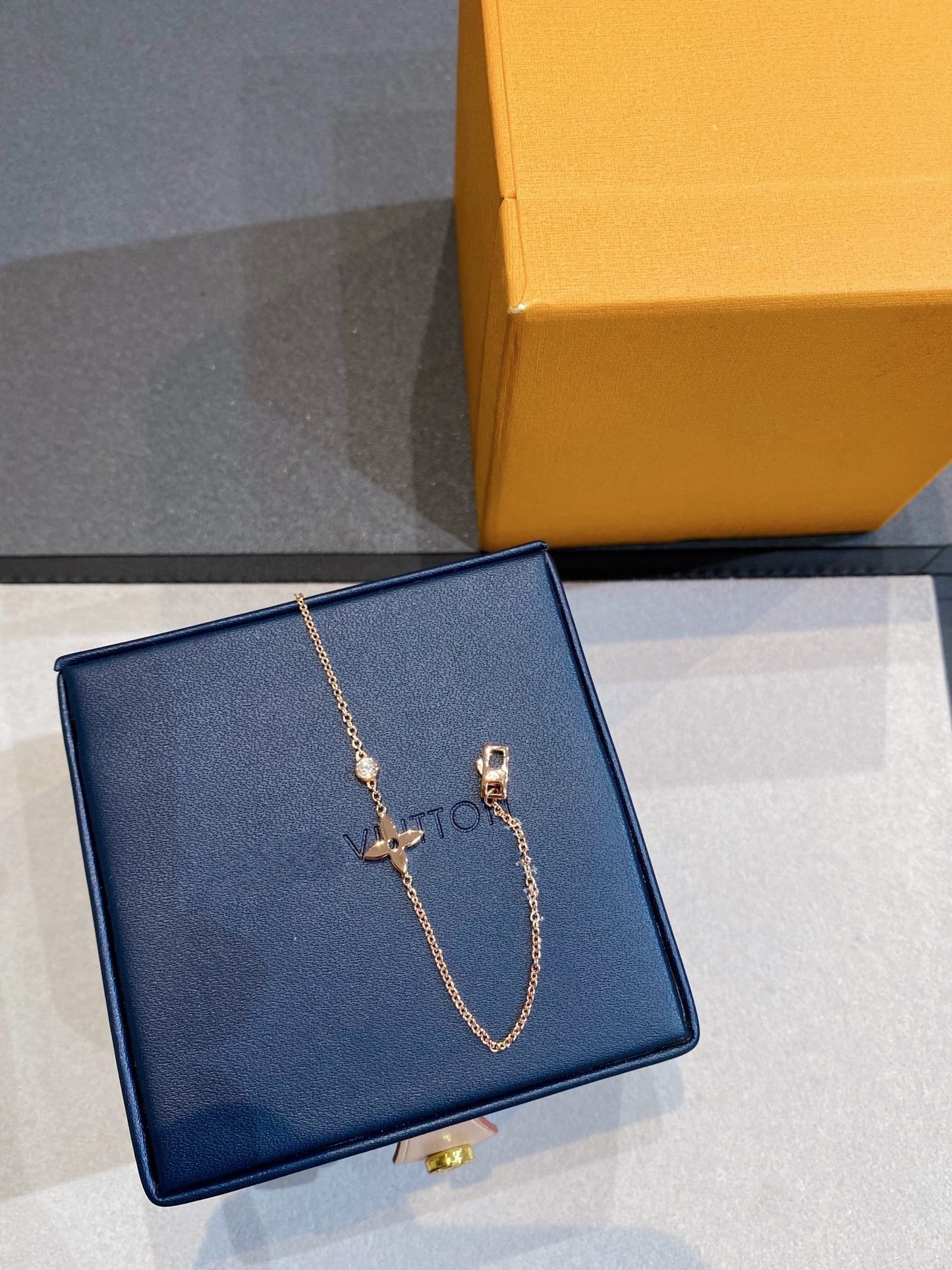 [Saipan]STAR DIAMOND ROSE GOLD BRACELET