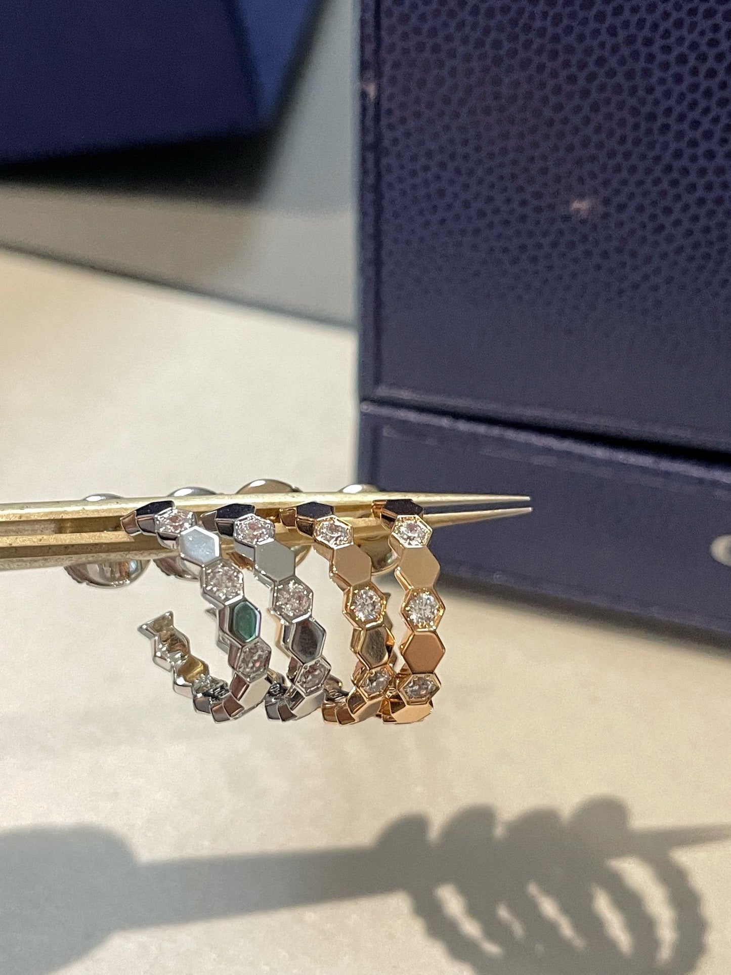[Saipan]Hollow Design Four-Leaf Clover Flower Shape Ring