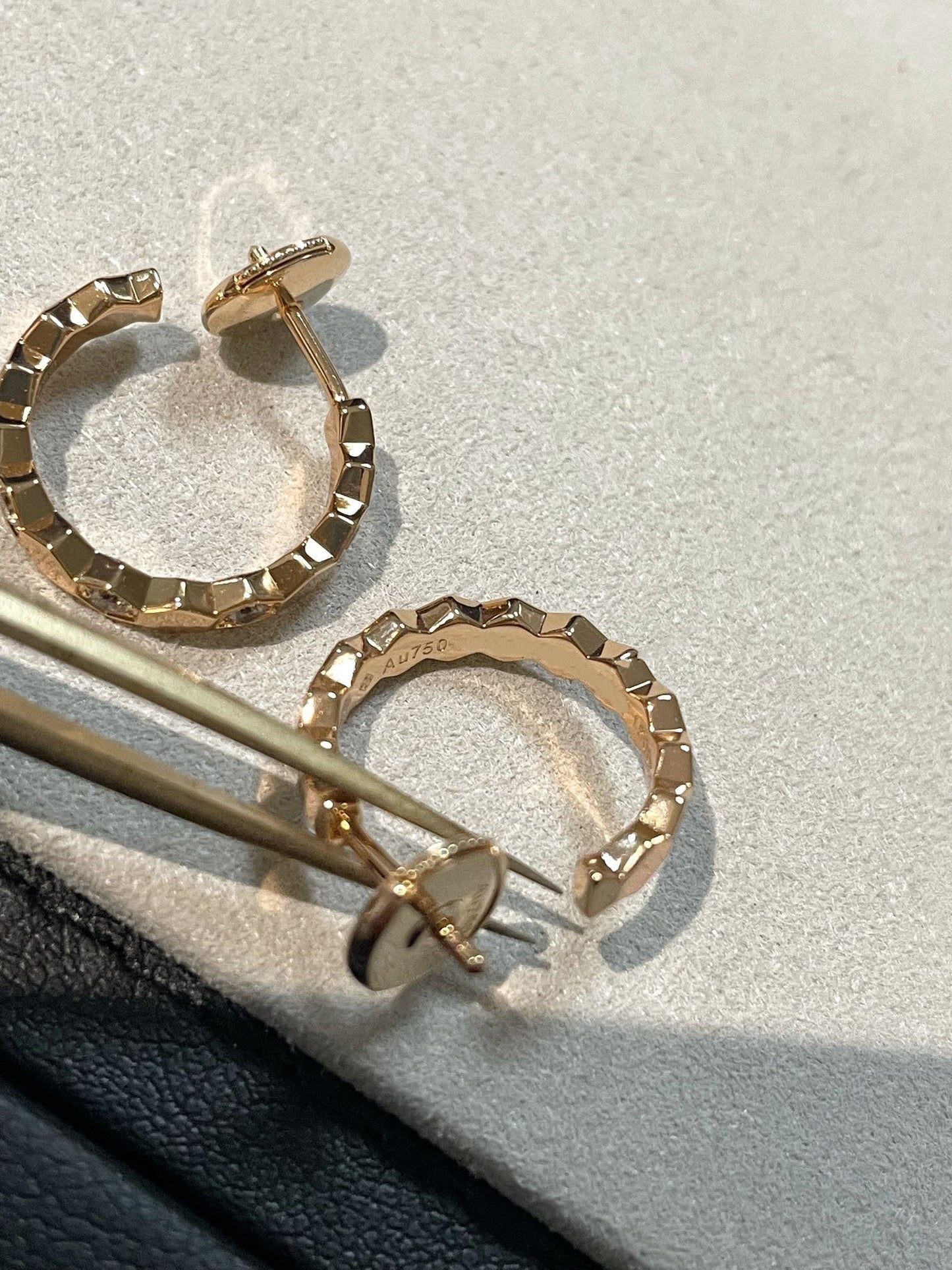 [Saipan]Hollow Design Four-Leaf Clover Flower Shape Ring