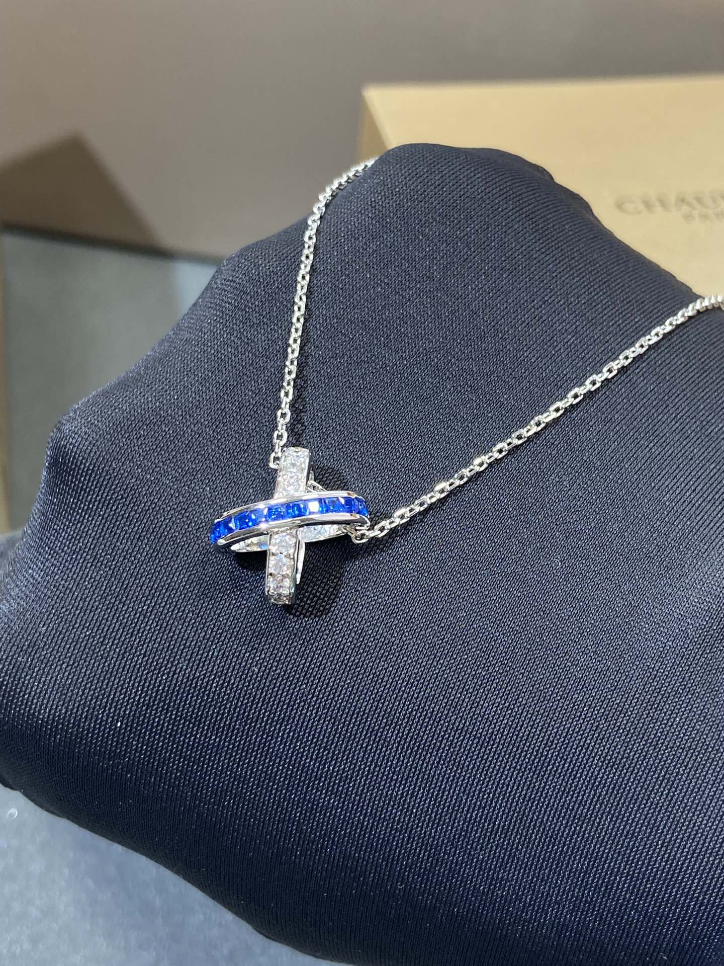 [Saipan]LIENS DIAMOND SILVER NECKLACE