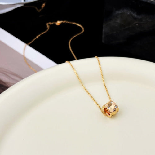 [Saipan]BEE MINI PEDANT DIAMOND NECKLACE