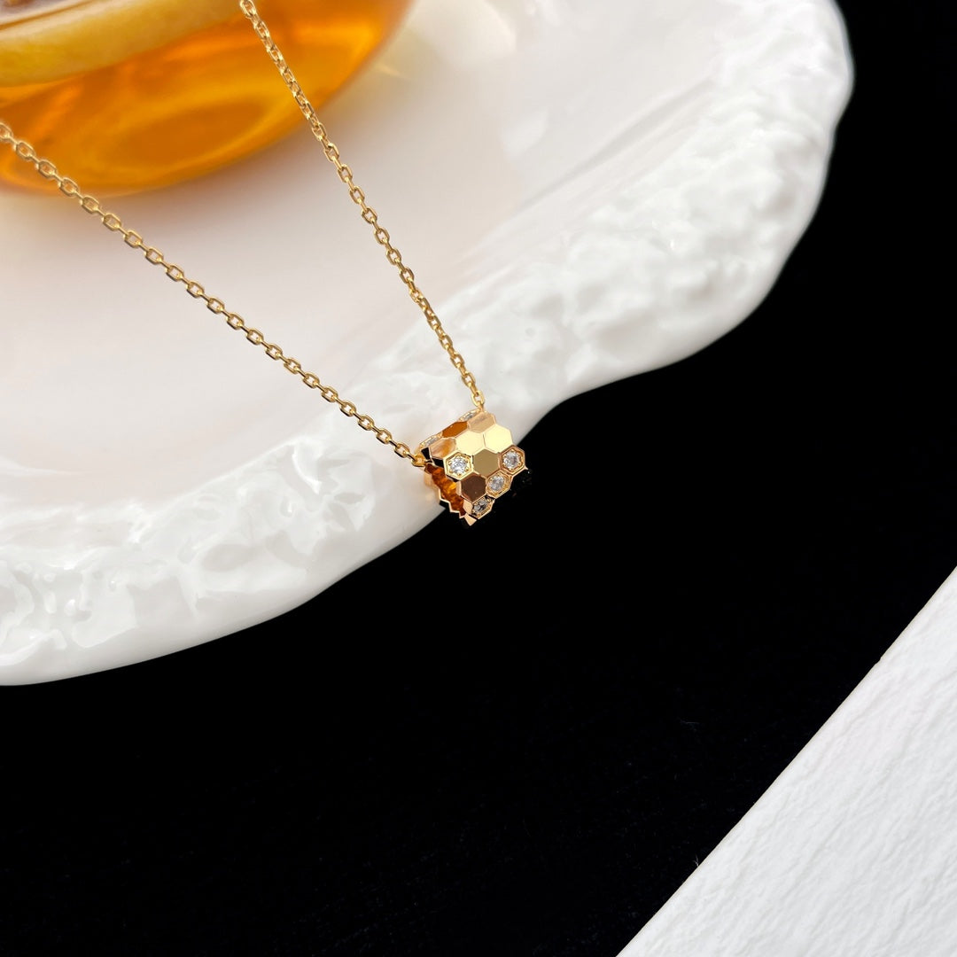 [Saipan]BEE MINI PEDANT DIAMOND NECKLACE