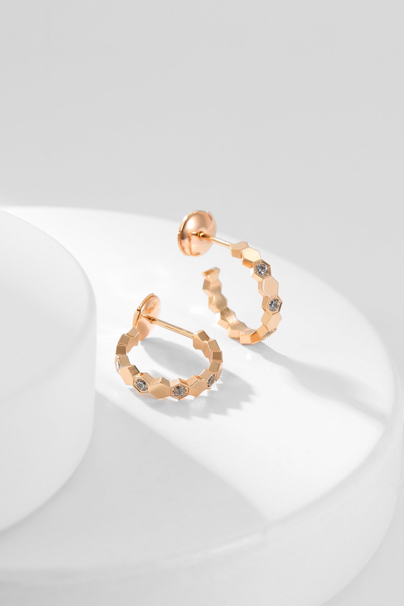 [Saipan]BEE LOVE DIAMOND HOOP EARRINGS