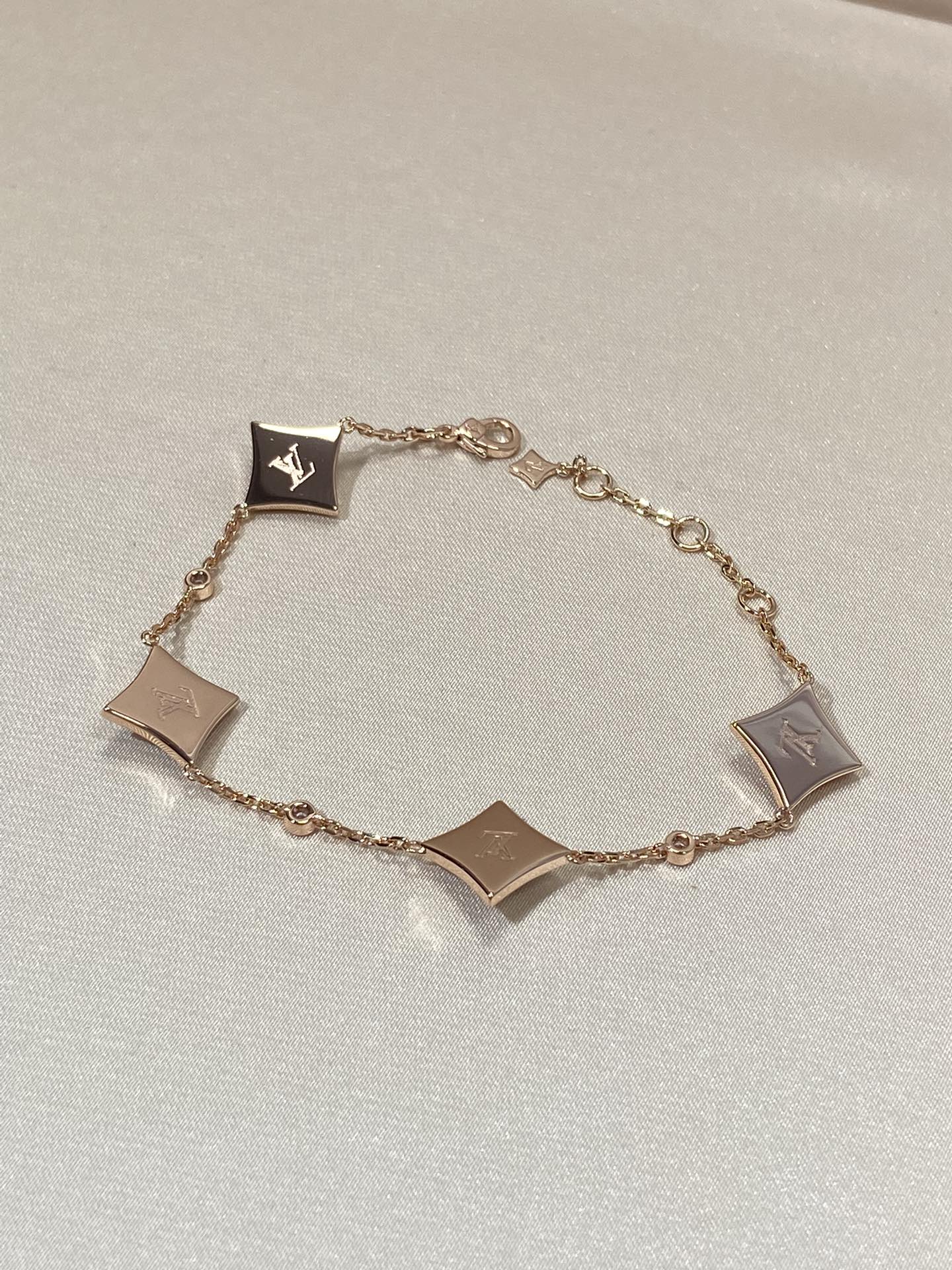 [Saipan]STAR 4 MOTIF MOP DIAMOND ROSE GOLD BRACELET