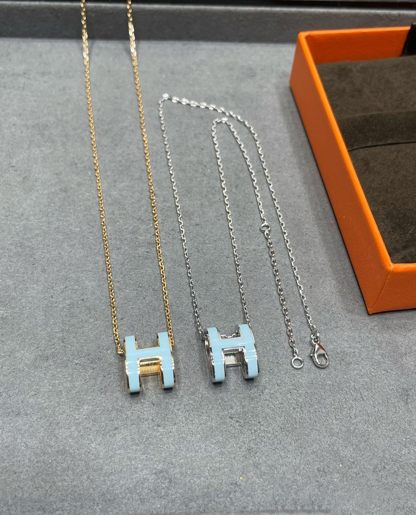 [Saipan]POP H SKY BLUE NECKLACE