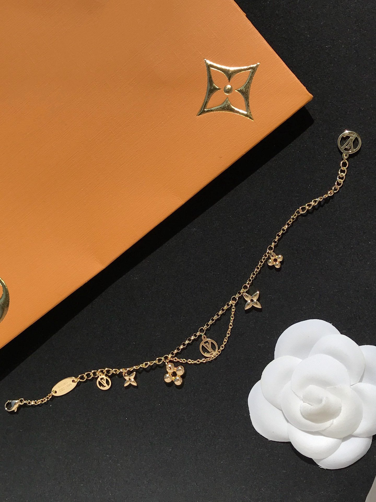 [Saipan]BLOOMING ROSE GOLD MOP BRACELET