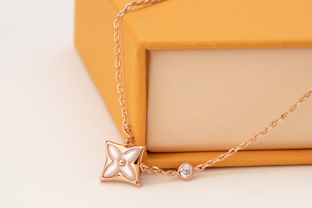 [Saipan]STAR PINK MOP 1 DIAMOND ROSE GOLD NECKLACE