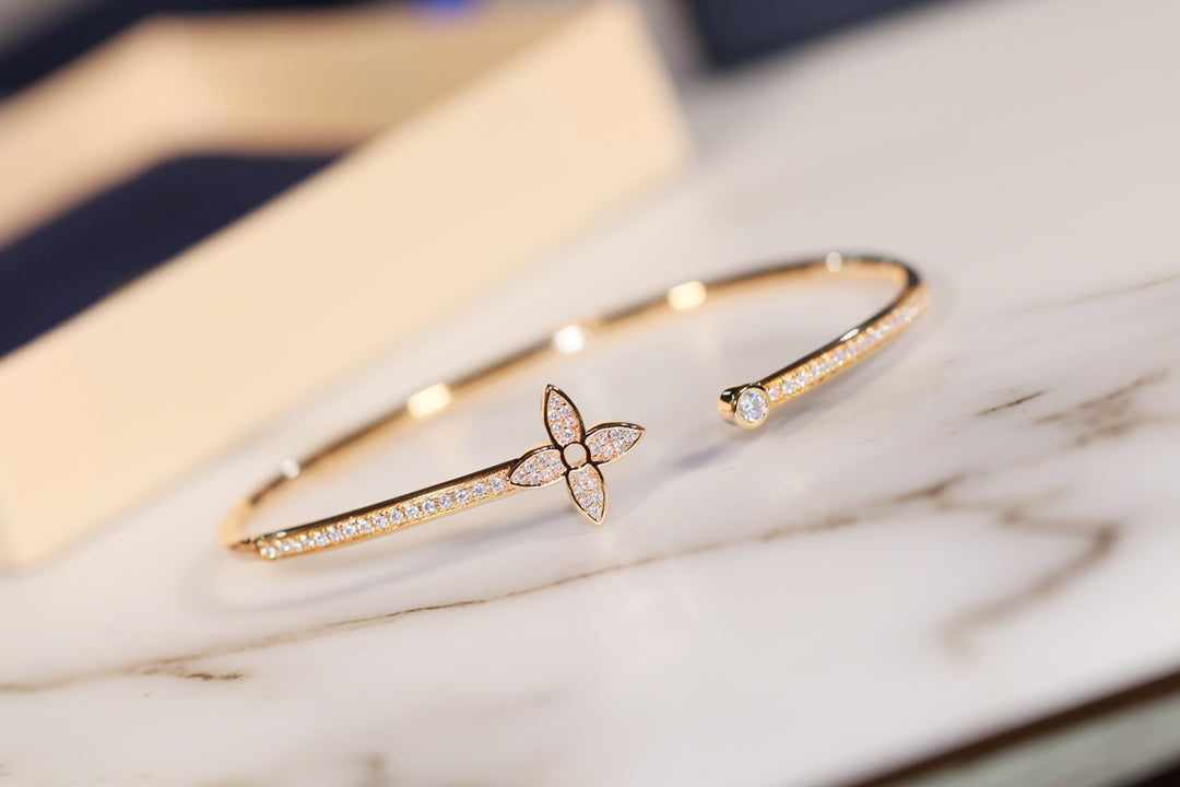 [Saipan]IDYLLE GOLD OPEN BRACELET DIAMOND PAVED
