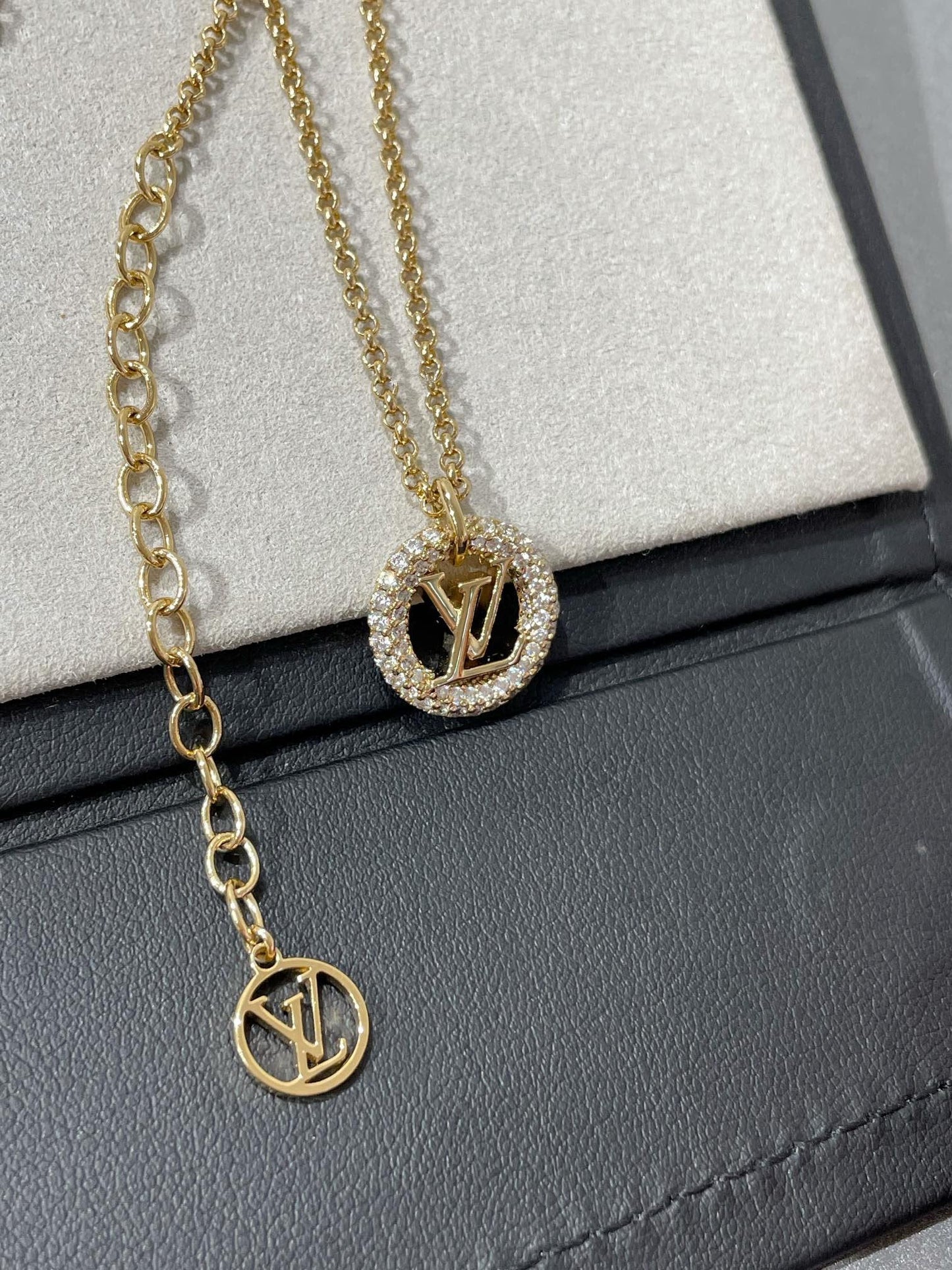 [Saipan]BY NIGHT DIAMOND PAVED NECKLACE