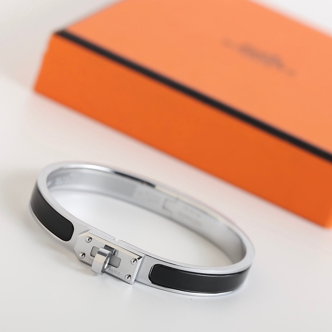 [Saipan]HM KELLY BLACK BRACELET