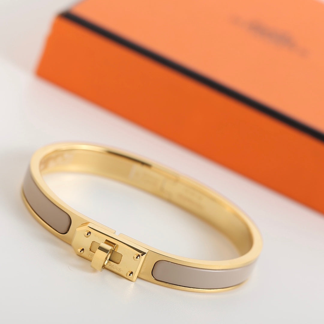[Saipan]HM KELLY GREY BRACELET