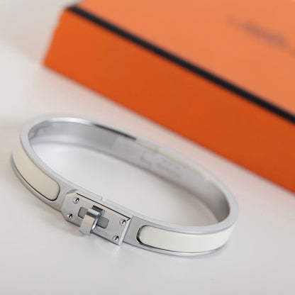 [Saipan]HM KELLY WHITE BRACELET