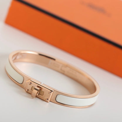[Saipan]HM KELLY WHITE BRACELET