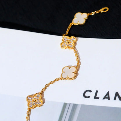 [Saipan]LUCKY CLOVER 5-MOTIF BRACELET - WHITE MOTHER-OF-PEARL COLLECTION