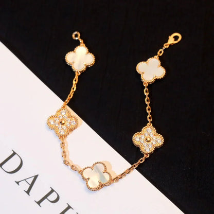 [Saipan]LUCKY CLOVER 5-MOTIF BRACELET - WHITE MOTHER-OF-PEARL COLLECTION
