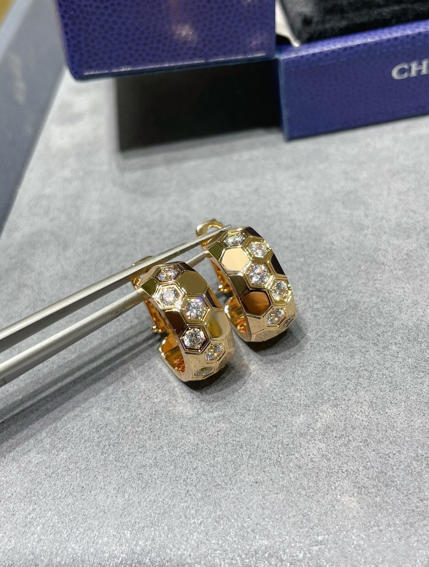 [Saipan]BEE LOVE DIAMOND HOOP EARRINGS