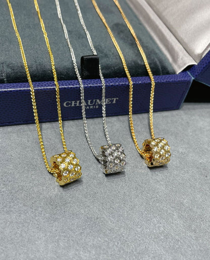 [Saipan]BEE LOVE DIAMOND PAVED 3 ROW NECKLACE