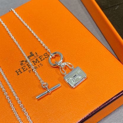 [Saipan]CONSTANCE PEDANT SILVER NECKLACE