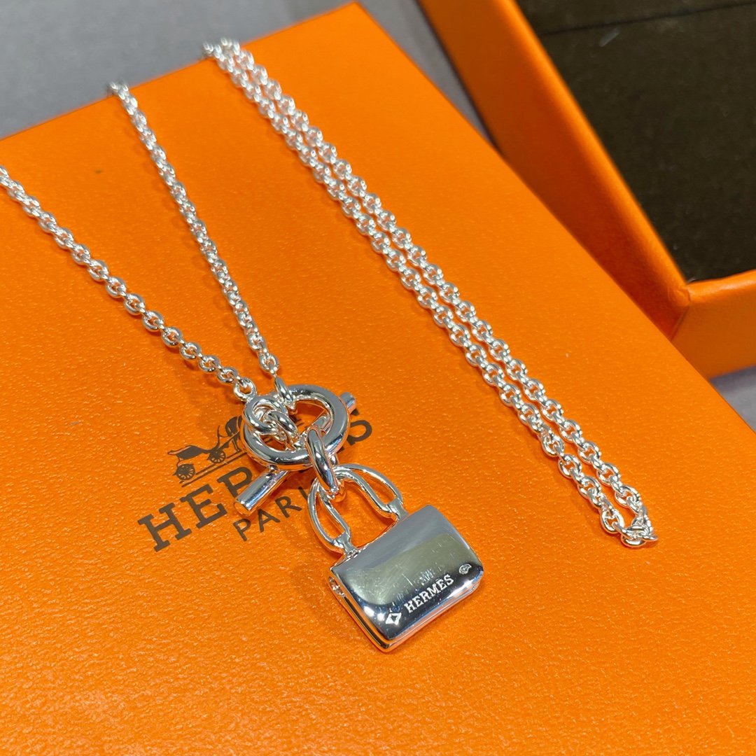 [Saipan]CONSTANCE PEDANT SILVER NECKLACE