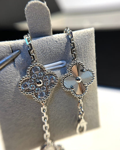 [Saipan]LUCKY CLOVER 5-MOTIF BRACELET - LASER COLLECTION