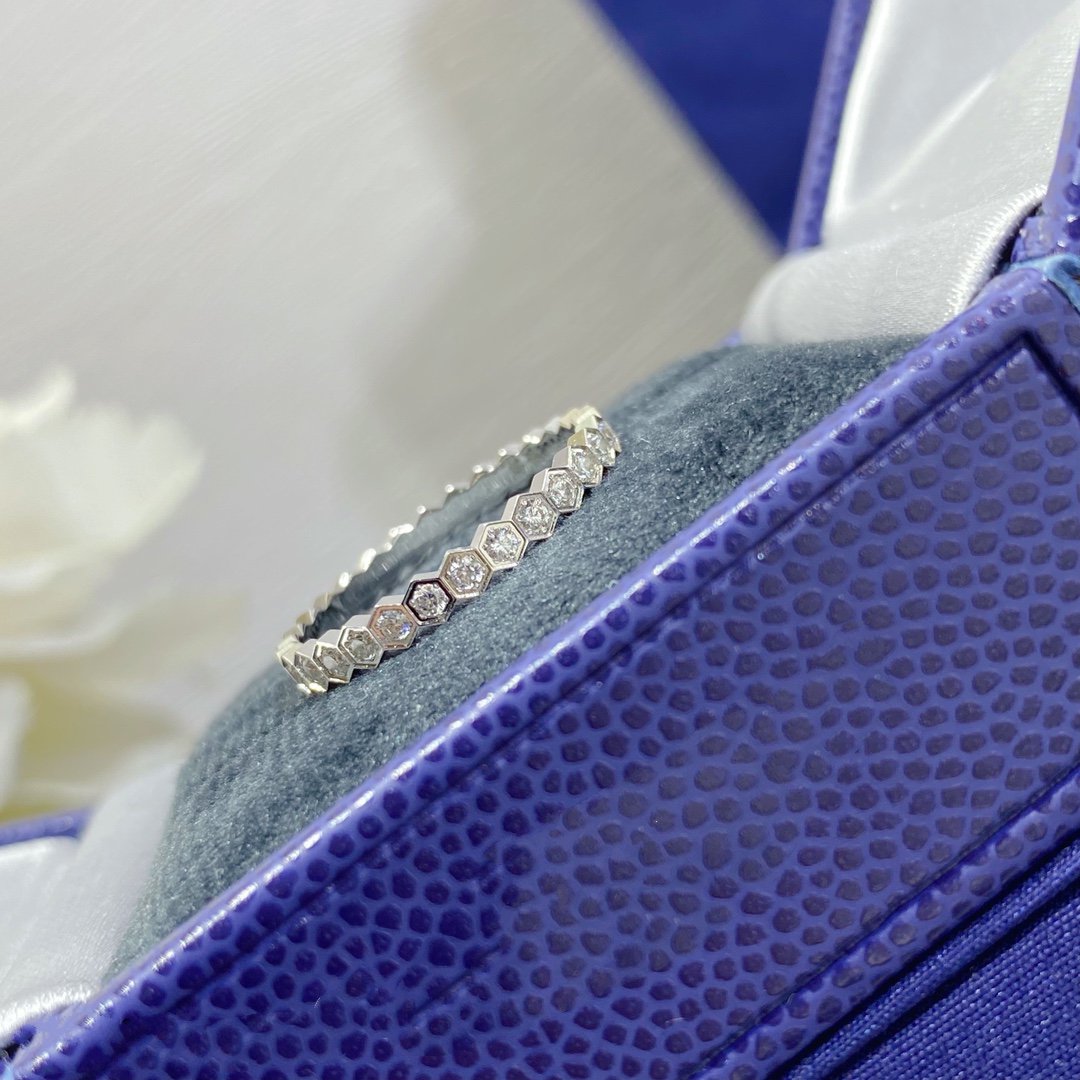 [Saipan]BEE LOVE DIAMOND PAVED SMALL RING