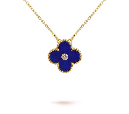 [Saipan]LIMITED EDITION CHRISTMAS CLOVER FLOWER NECKLACE - 15MM ANNUAL COLLECTIBLE PENDANT